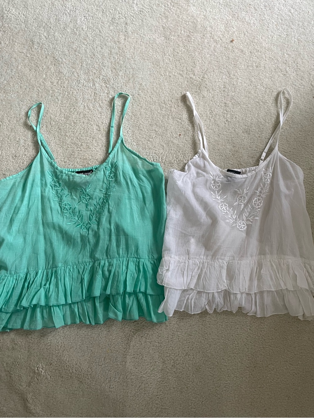 Wet Seal Mint and White Ruffled Embroidered Cami Tops